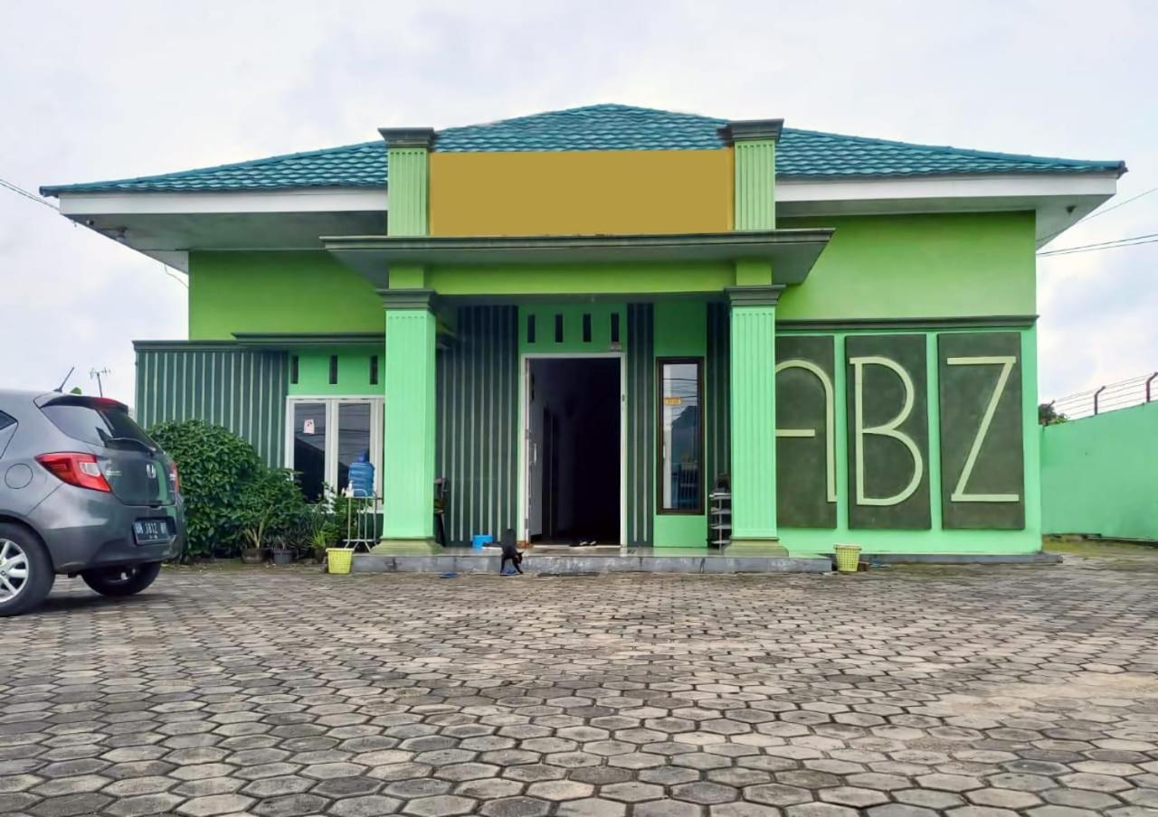 Reddoorz Syariah Near Universitas Batanghari Jambi Εξωτερικό φωτογραφία