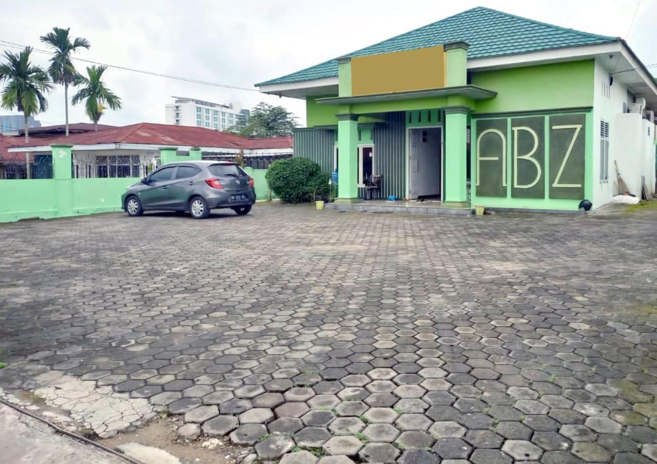 Reddoorz Syariah Near Universitas Batanghari Jambi Εξωτερικό φωτογραφία