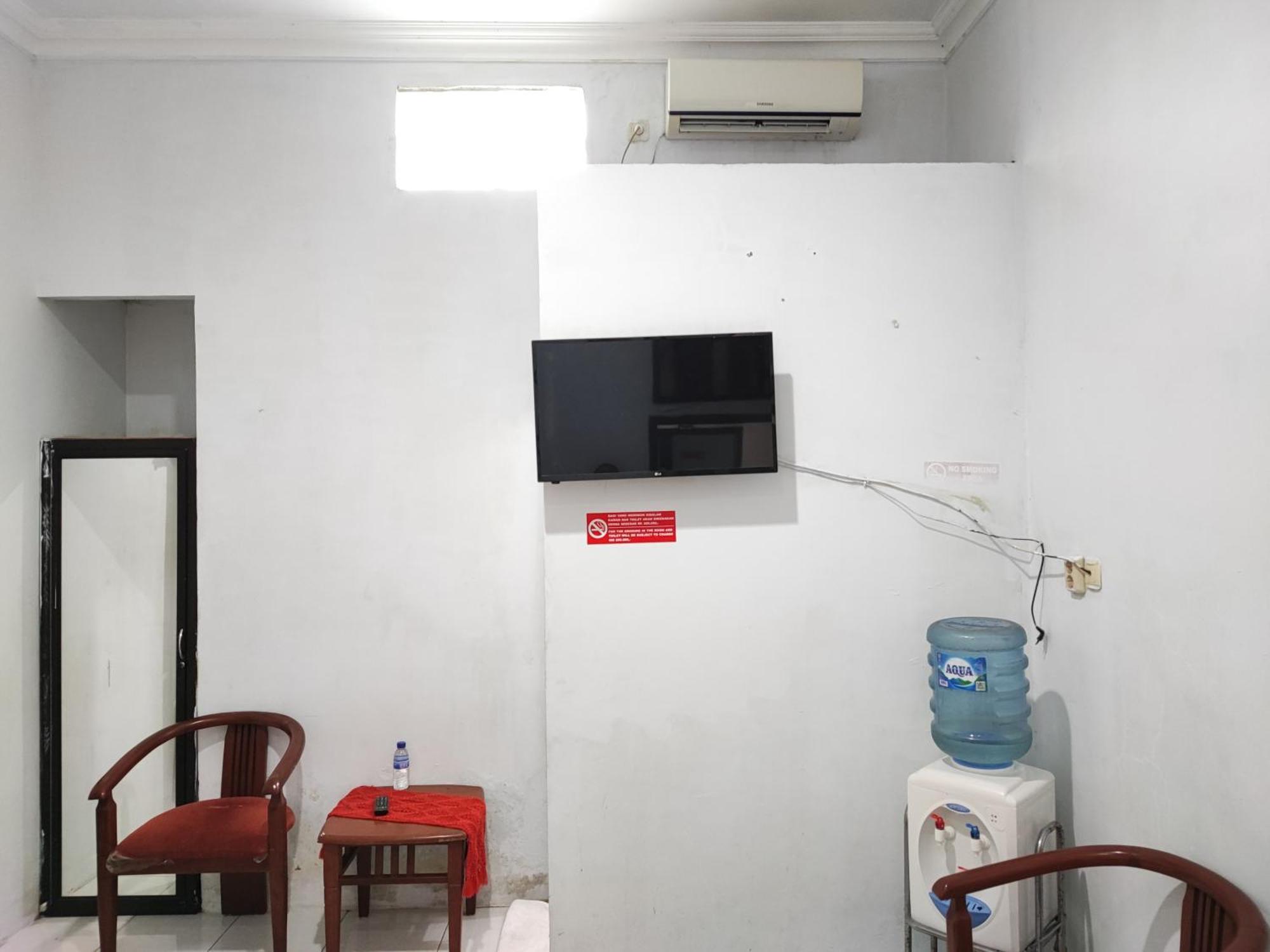 Reddoorz Syariah Near Universitas Batanghari Jambi Εξωτερικό φωτογραφία