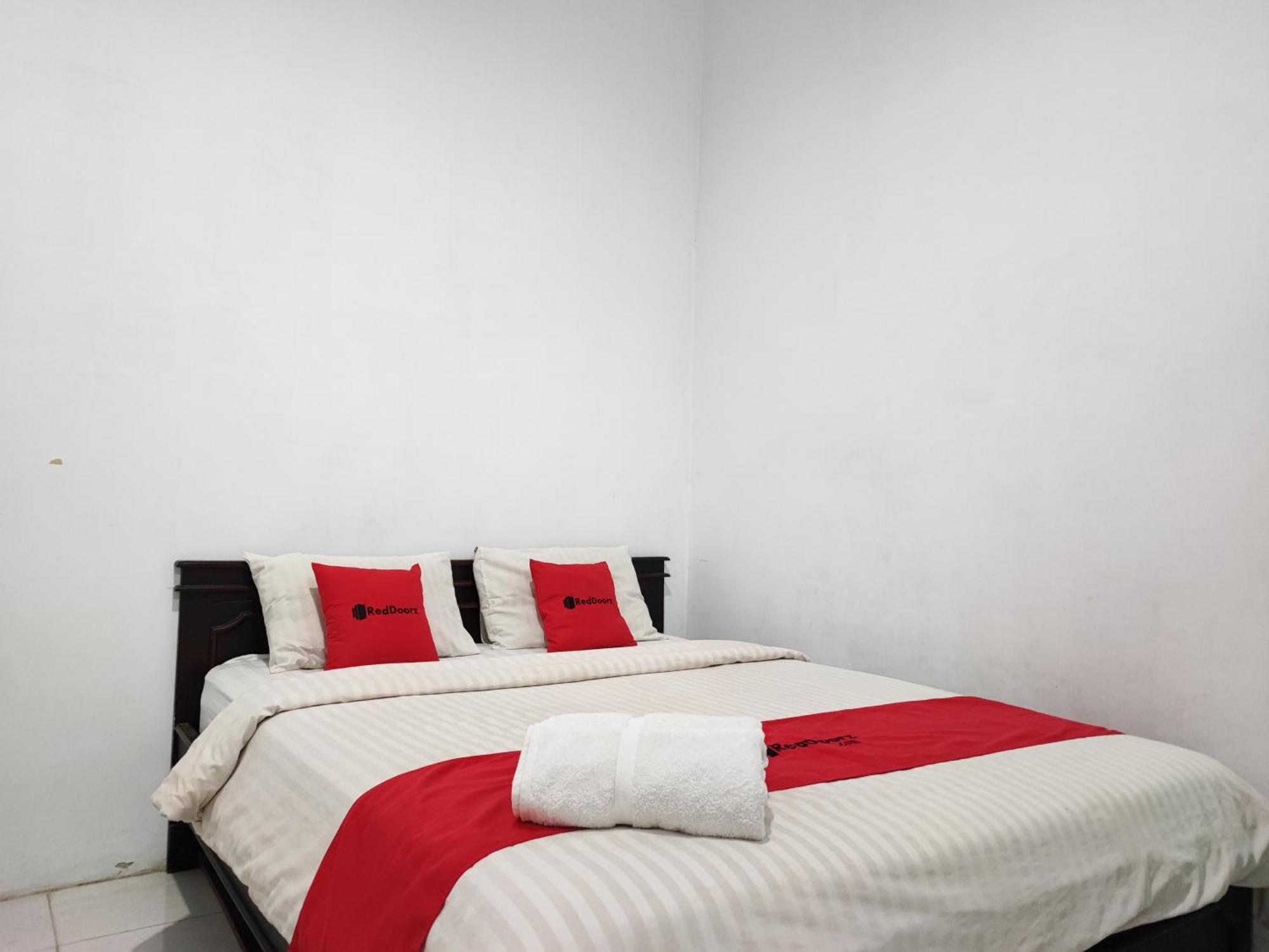Reddoorz Syariah Near Universitas Batanghari Jambi Εξωτερικό φωτογραφία